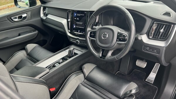 Used Volvo XC60 2020 for sale - 76112184: Photo 5