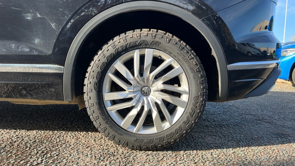 Used Volkswagen Touareg 2019 for sale - 76652443: Photo 18