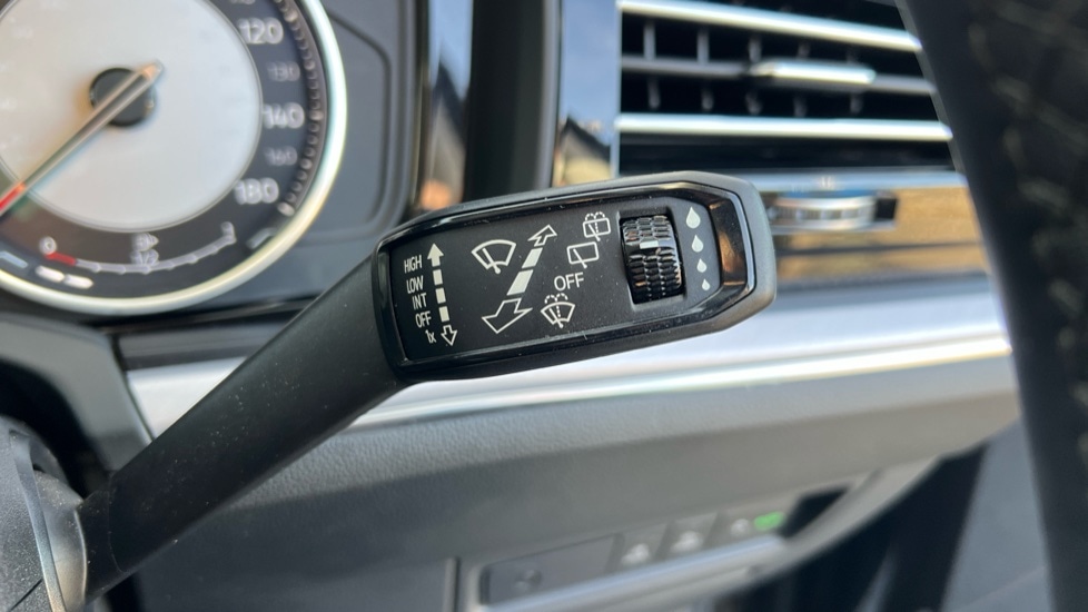 Used Volkswagen Touareg 2019 for sale - 76652443: Photo 23