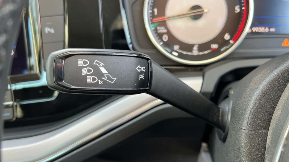 Used Volkswagen Touareg 2019 for sale - 76652443: Photo 24