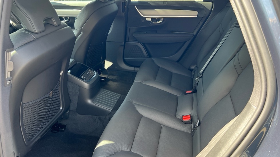 Used Volvo V90 2025 for sale - 76870321: Photo 10