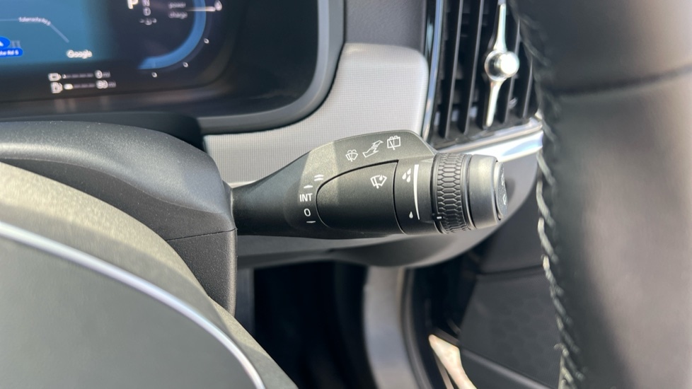 Used Volvo V90 2025 for sale - 76870321: Photo 28