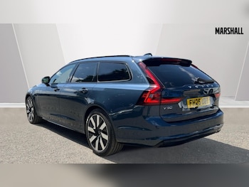 Used Volvo V90 2025 for sale - 76870321: Photo