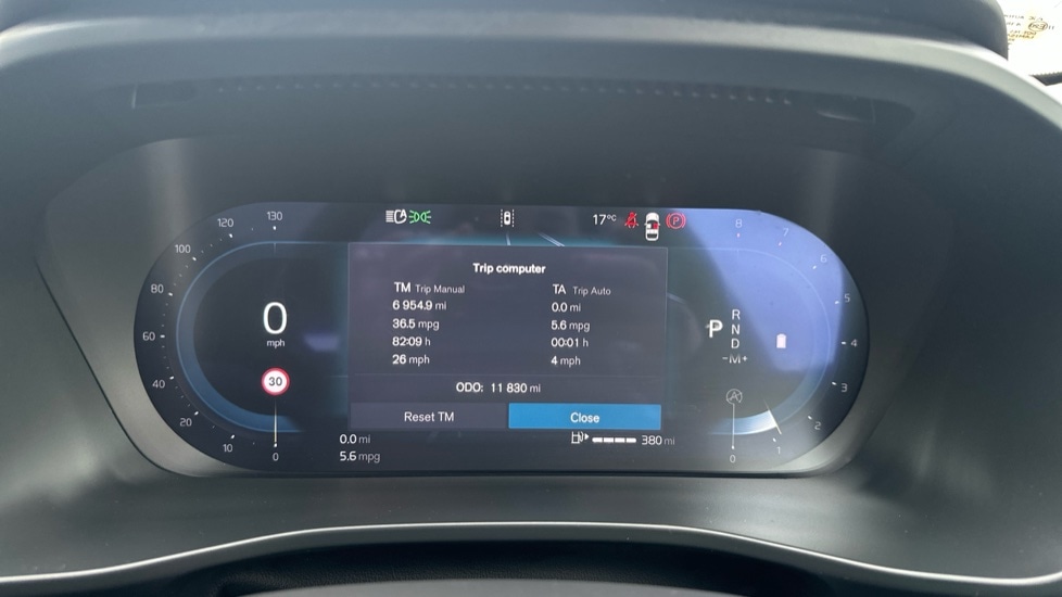 Used Volvo XC40 2025 for sale - 76868706: Photo 11