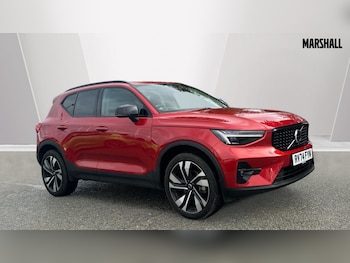 2025 - XC40 2.0 B4P Ultra Dark 5dr Auto