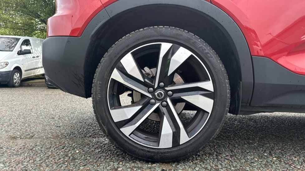 Used Volvo XC40 2025 for sale - 76868706: Photo 24