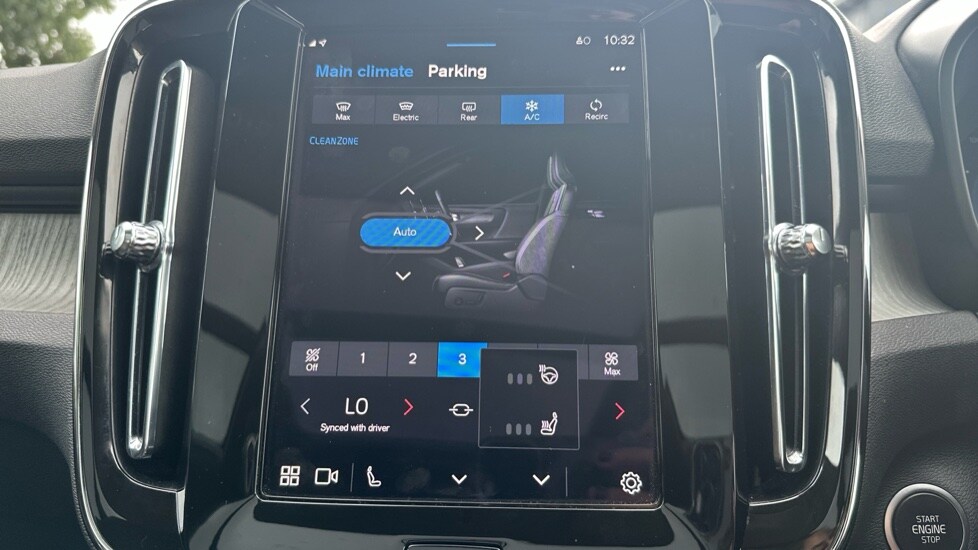 Used Volvo XC40 2025 for sale - 76868706: Photo 37