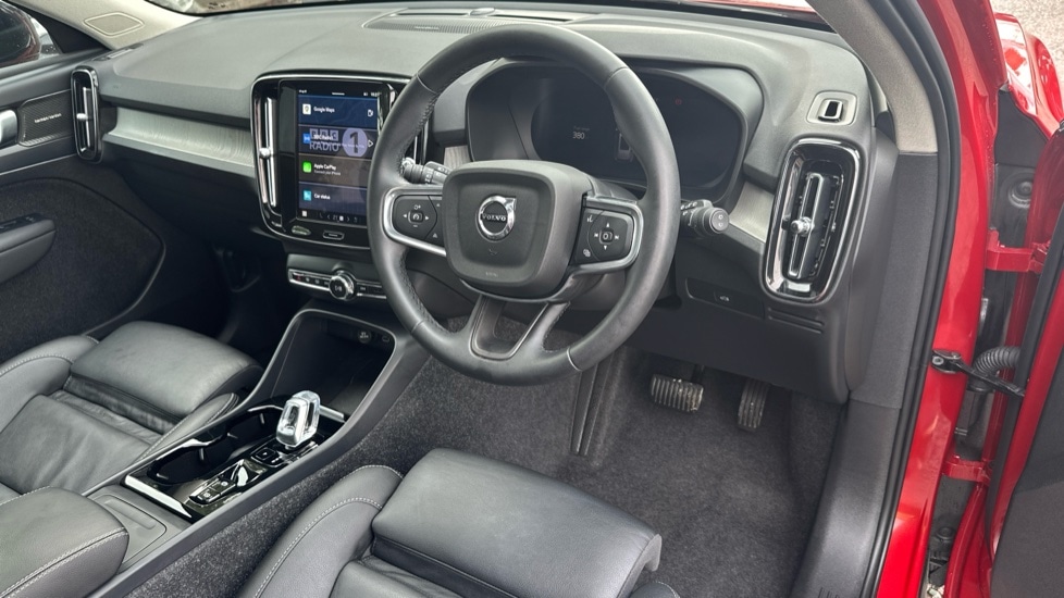 Used Volvo XC40 2025 for sale - 76868706: Photo 5
