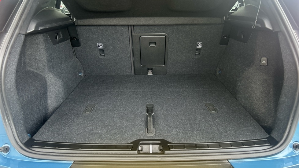 Used Volvo XC40 2023 for sale - 76095990: Photo 17