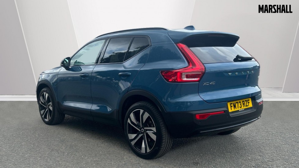 Used Volvo XC40 2023 for sale - 76095990: Photo 2