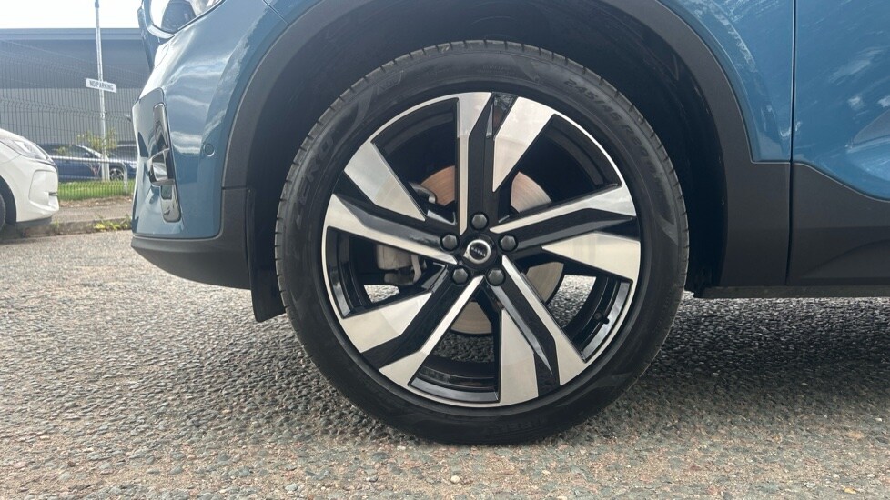 Used Volvo XC40 2023 for sale - 76095990: Photo 25