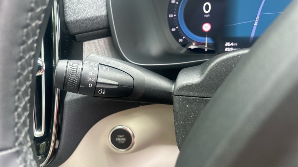 Used Volvo XC40 2023 for sale - 76095990: Photo 27