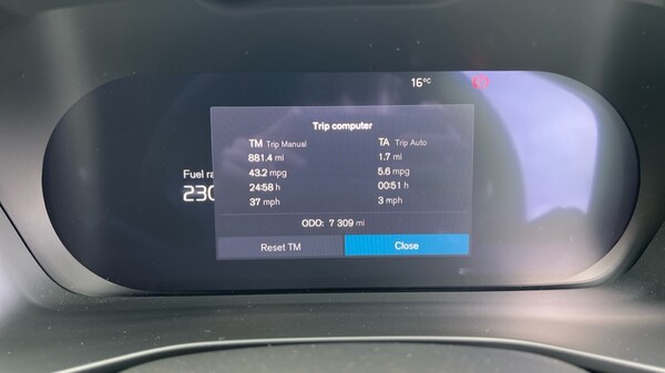 Used Volvo XC40 2025 for sale - 76289714: Photo 11