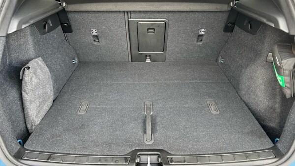 Used Volvo XC40 2025 for sale - 76289714: Photo 17