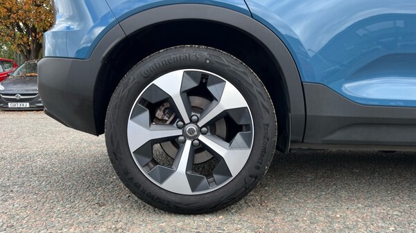 Used Volvo XC40 2025 for sale - 76289714: Photo 24