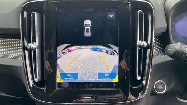 Used Volvo XC40 2025 for sale - 76289714: Photo 32
