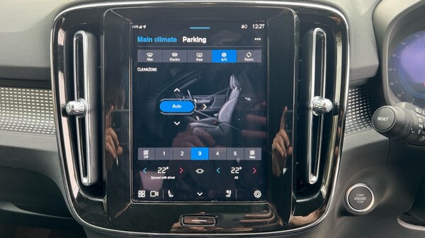 Used Volvo XC40 2025 for sale - 76289714: Photo 35