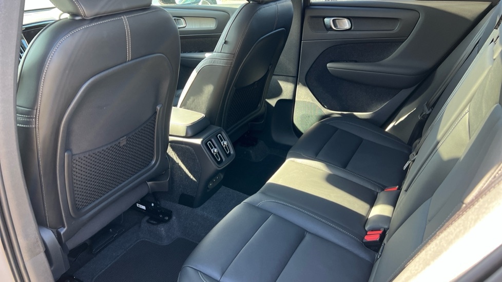 Used Volvo XC40 2024 for sale - 76871468: Photo 10