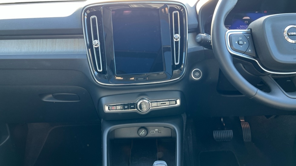 Used Volvo XC40 2024 for sale - 76871468: Photo 22