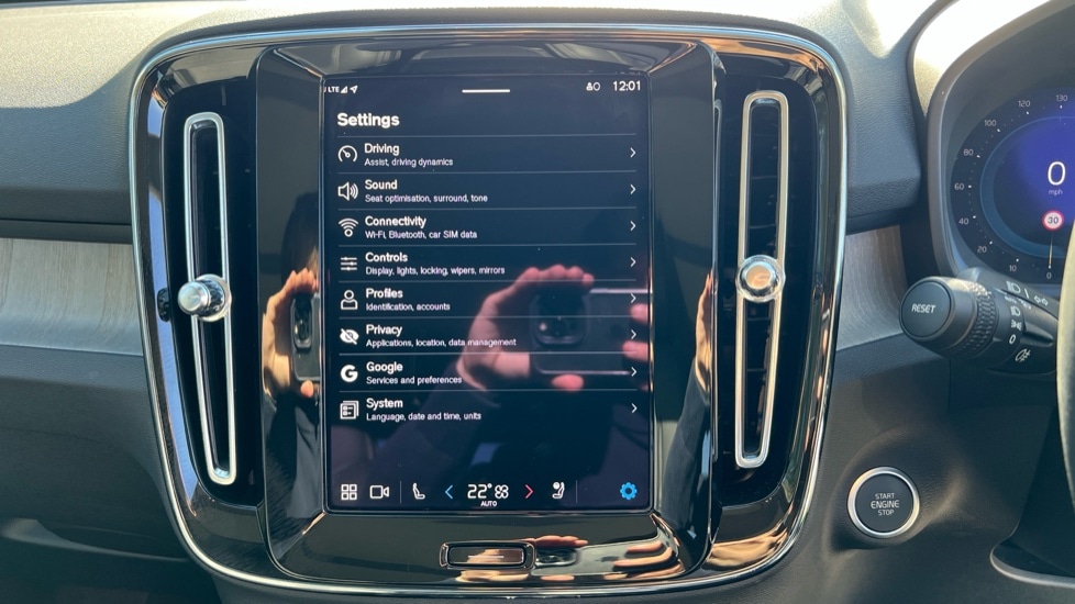 Used Volvo XC40 2024 for sale - 76871468: Photo 33