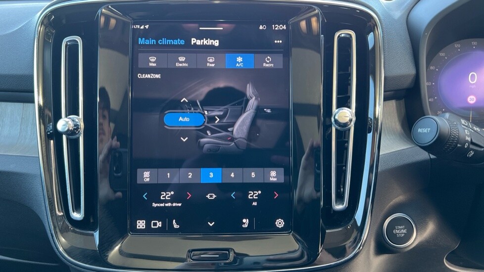 Used Volvo XC40 2024 for sale - 76871468: Photo 36