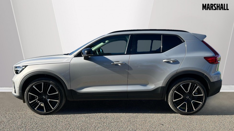 Used Volvo XC40 2024 for sale - 76871468: Photo 8