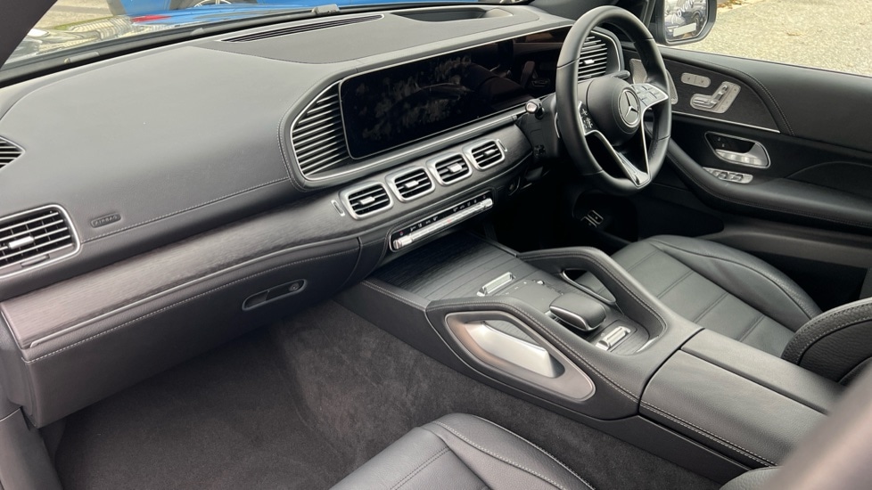 Used Mercedes-Benz GLE 2025 for sale - 76927825: Photo 10