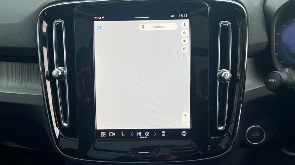 Used Volvo XC40 2024 for sale - 76328234: Photo 31