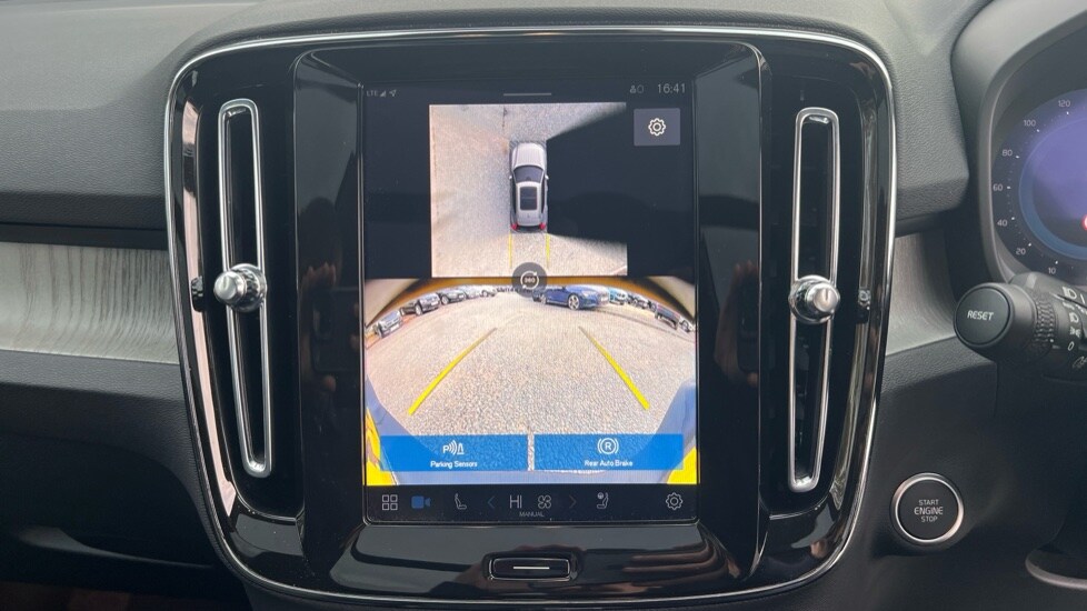 Used Volvo XC40 2024 for sale - 76328234: Photo 32