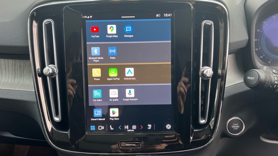 Used Volvo XC40 2024 for sale - 76328234: Photo 35