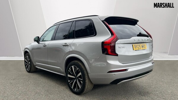 Used Volvo XC90 2025 for sale - 76116867: Photo 2