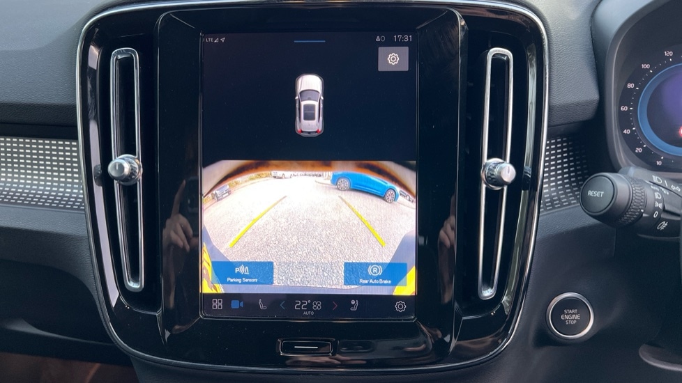 Used Volvo XC40 2024 for sale - 76871707: Photo 32