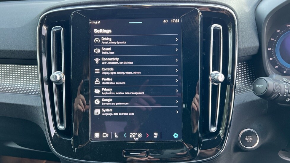 Used Volvo XC40 2024 for sale - 76871707: Photo 33