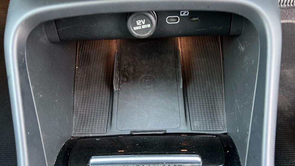 Used Volvo XC40 2024 for sale - 76871707: Photo 36