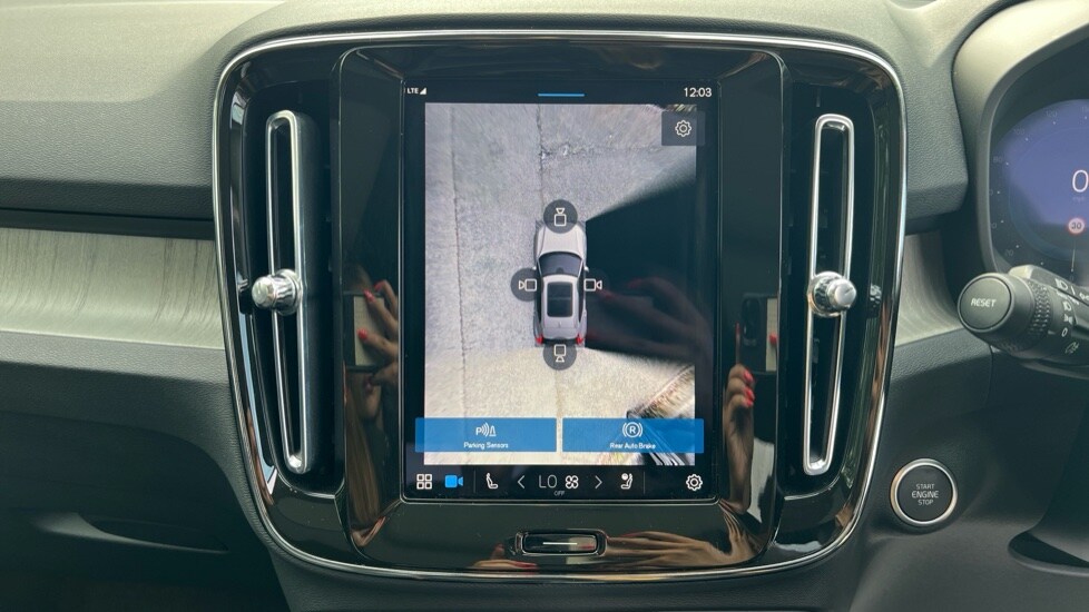 Used Volvo XC40 2025 for sale - 76168574: Photo 30