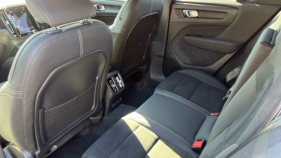 Used Volvo XC40 2024 for sale - 76112084: Photo 10