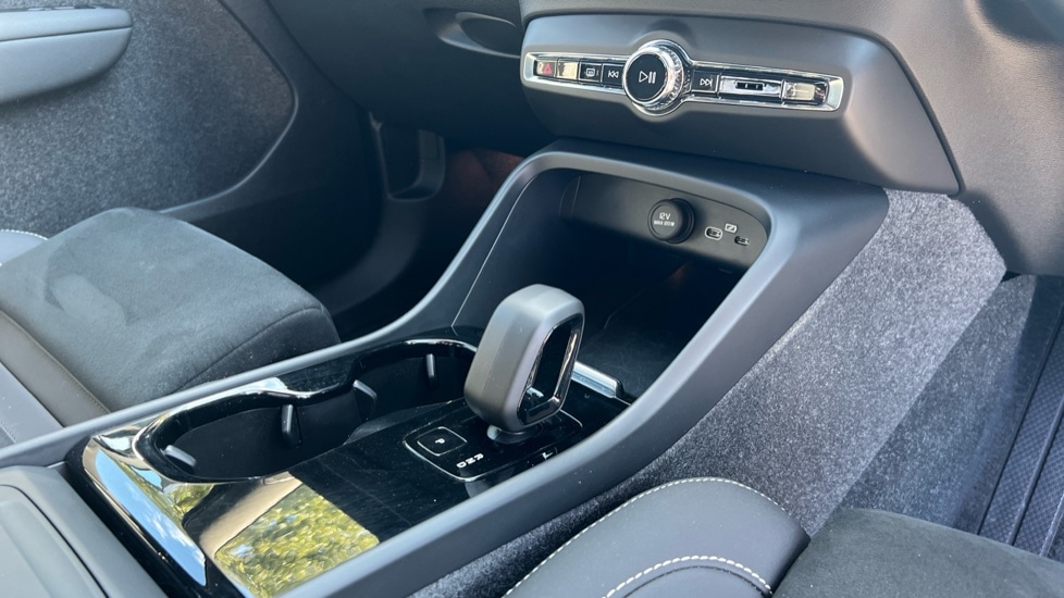 Used Volvo XC40 2024 for sale - 76112084: Photo 14