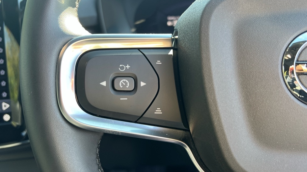 Used Volvo XC40 2024 for sale - 76112084: Photo 18