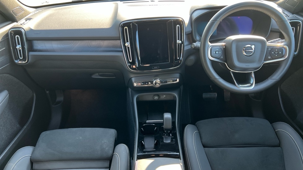 Used Volvo XC40 2024 for sale - 76112084: Photo 21