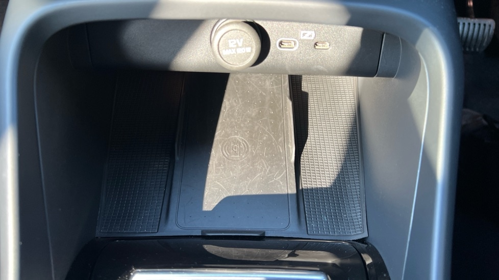 Used Volvo XC40 2024 for sale - 76112084: Photo 29