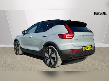Used Volvo XC40 2024 for sale - 76112084: Photo 2