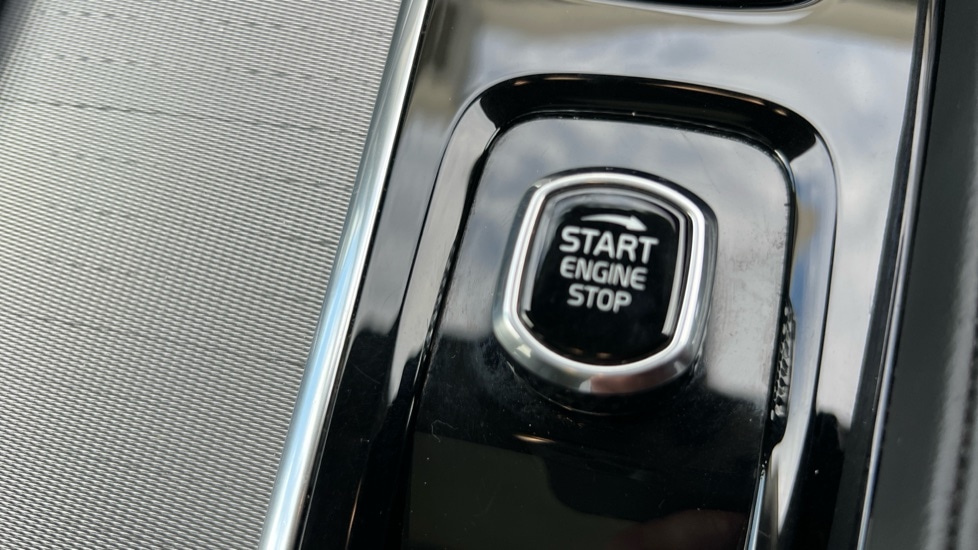 Used Volvo XC90 2024 for sale - 76146175: Photo 28