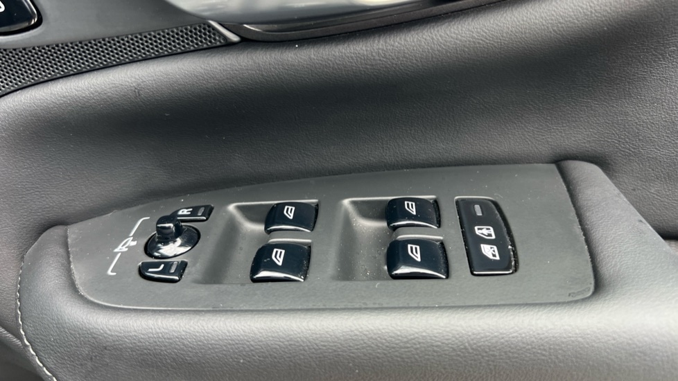 Used Volvo XC90 2024 for sale - 76146175: Photo 33