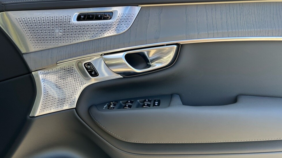Used Volvo XC90 2025 for sale - 76067151: Photo 15