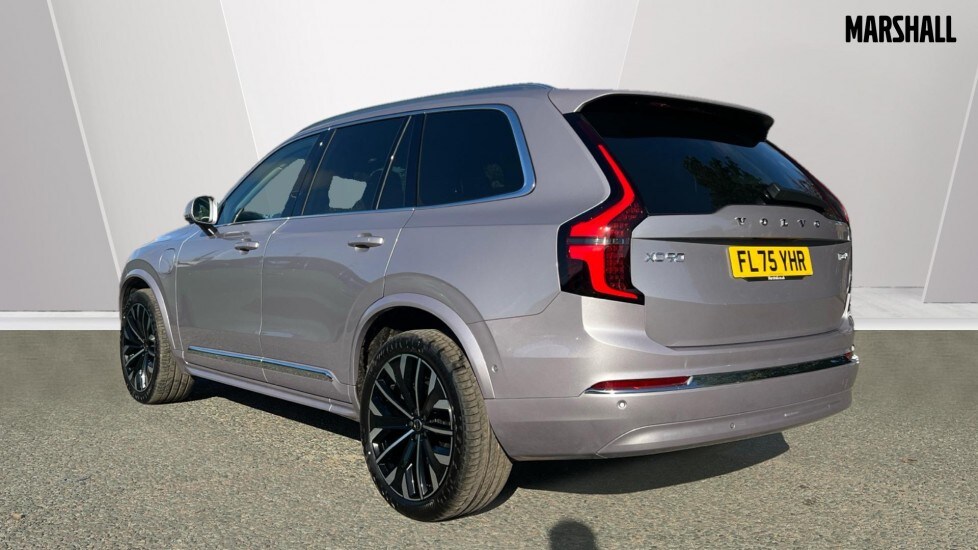 Used Volvo XC90 2025 for sale - 76067151: Photo 2