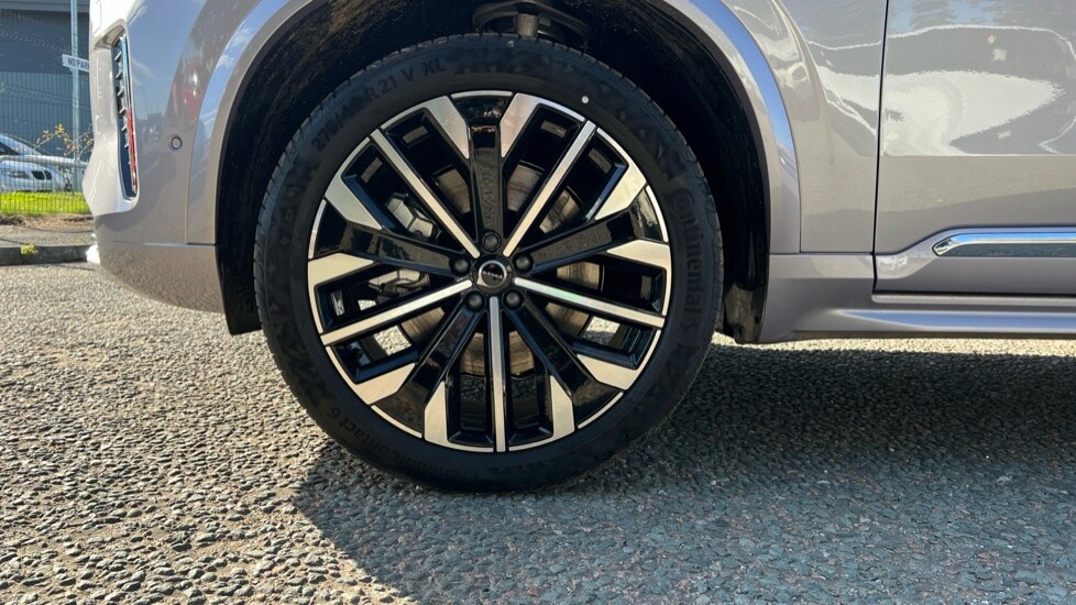 Used Volvo XC90 2025 for sale - 76067151: Photo 25