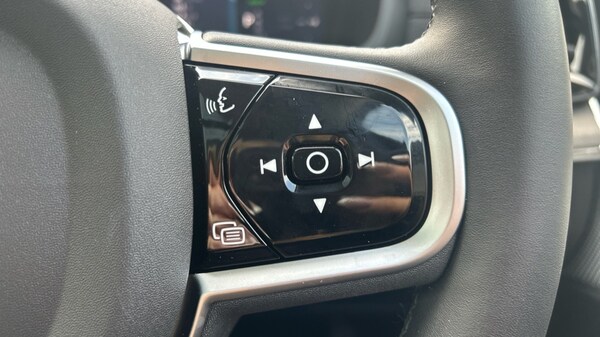 Used Volvo XC90 2025 for sale - 75554328: Photo 19