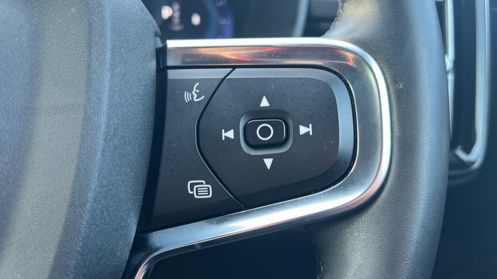 Used Volvo XC40 2023 for sale - 76575109: Photo 19