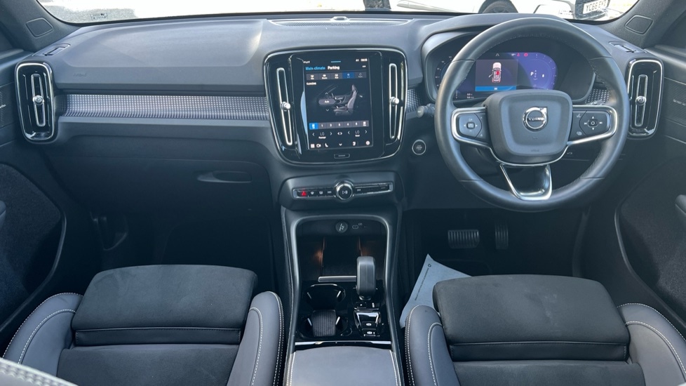 Used Volvo XC40 2023 for sale - 76575109: Photo 21