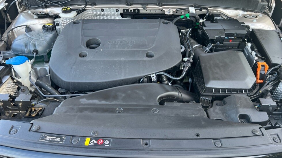 Used Volvo XC40 2023 for sale - 76575109: Photo 23